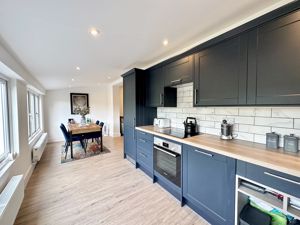 Photo 19- click for photo gallery